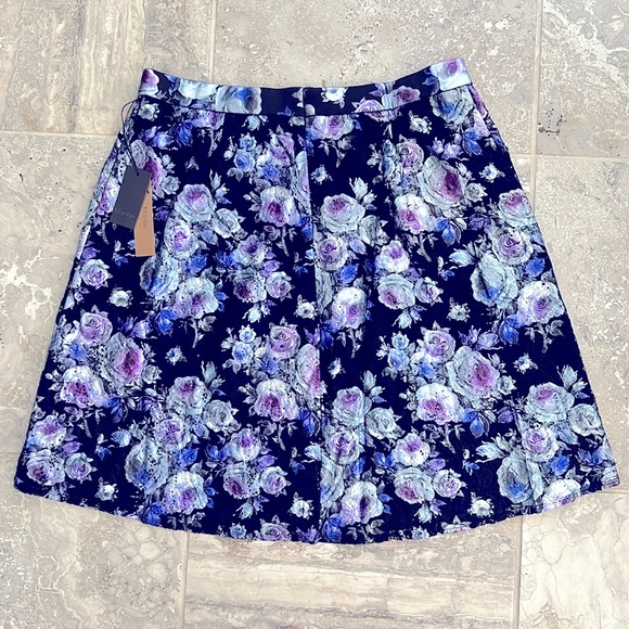 Marée Pour Toi Lace Lined Skirt Lilac Print, Size 18 New w/Tag - Picture 4 of 12